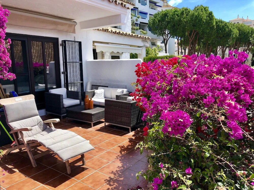 2-Bedrooms Apartment Puerto Banus-Beach