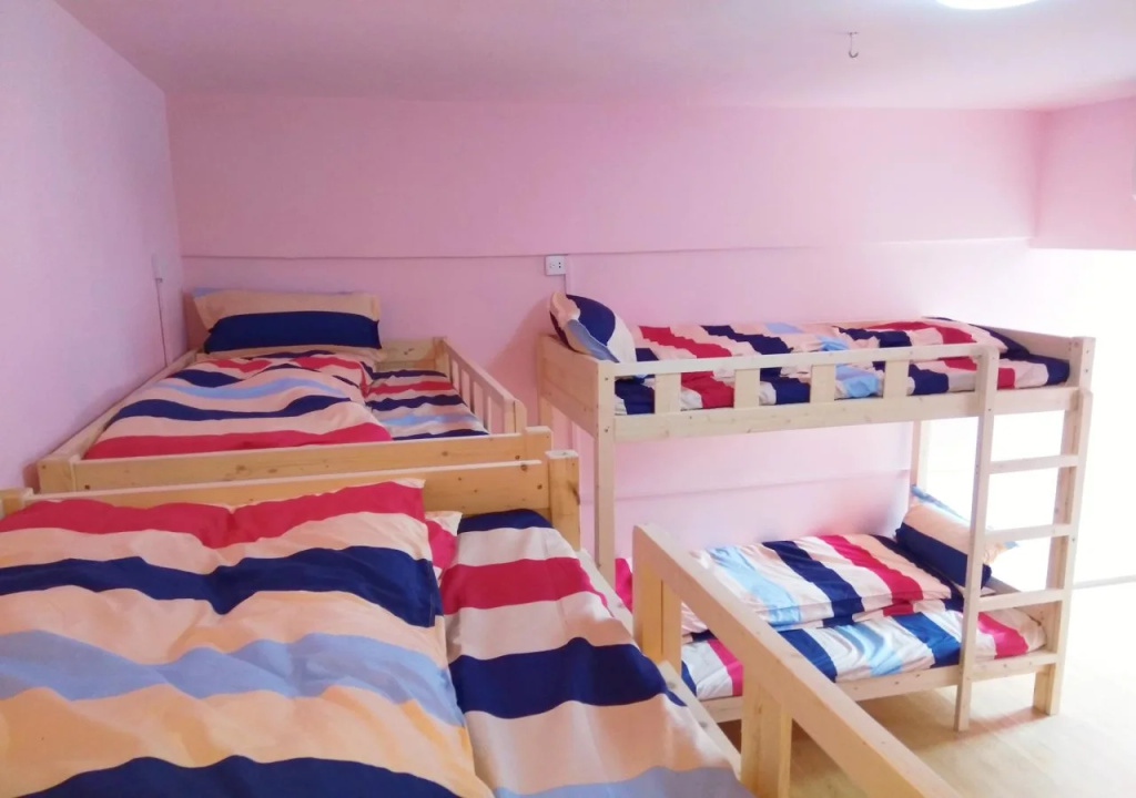 20 century Miao ke si youth hostel
