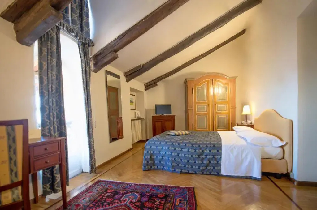 Castello Rosso - Chambres