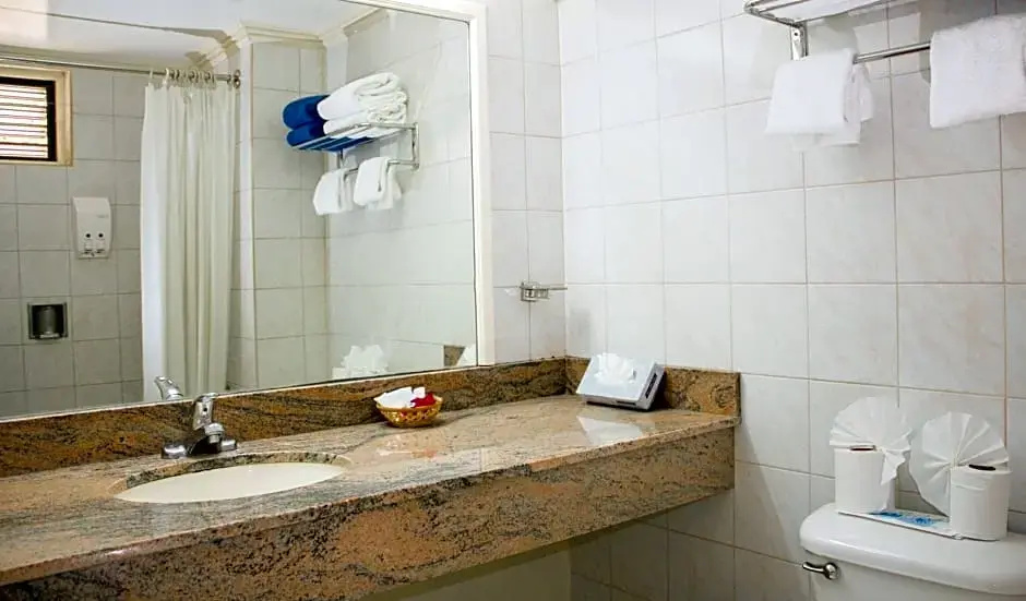 Bay Gardens Hotel - Chambres
