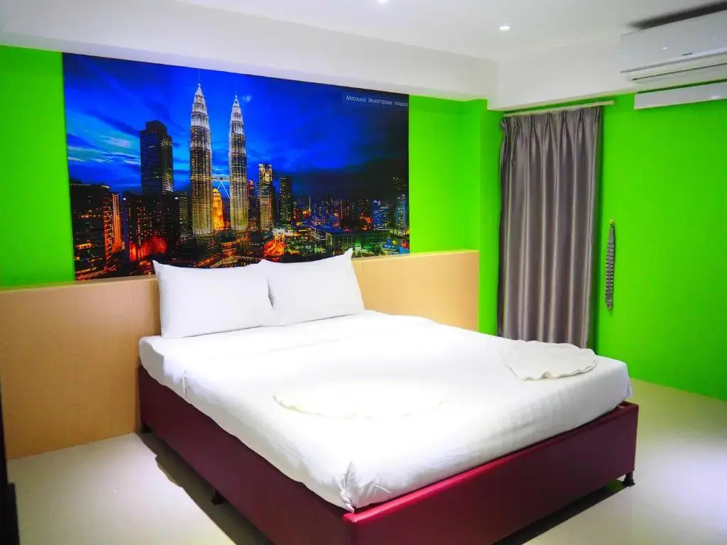 Standard Double room (full double bed)
