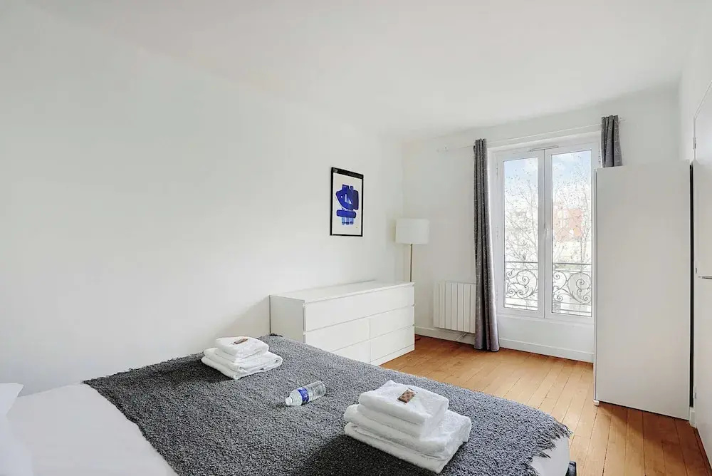 Chic Apartment - 1br/4p - Next to Paris — фото