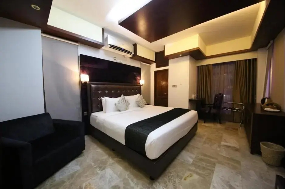 Monsoon Inn - Chambres
