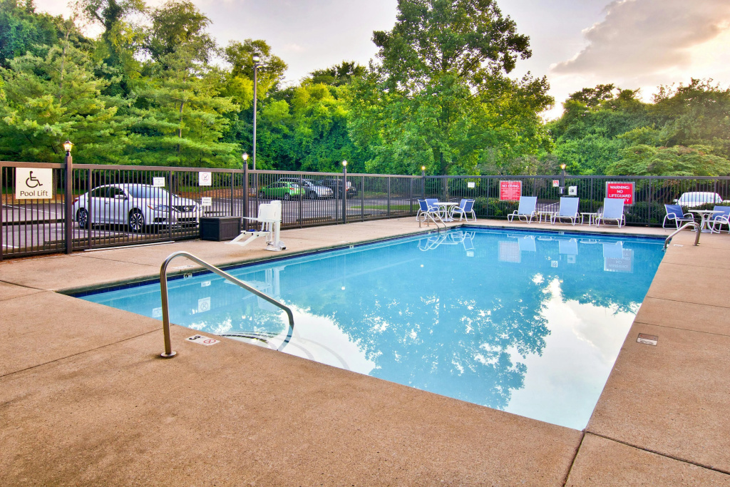 Four Points by Sheraton Nashville Airport - Général