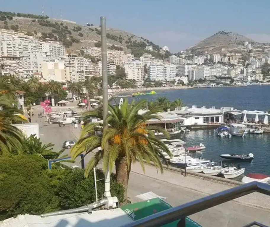 Lion Gate Hotel - Général