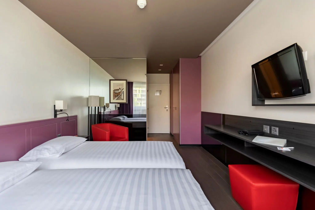 Отель Hotel Les Nations в Женеве