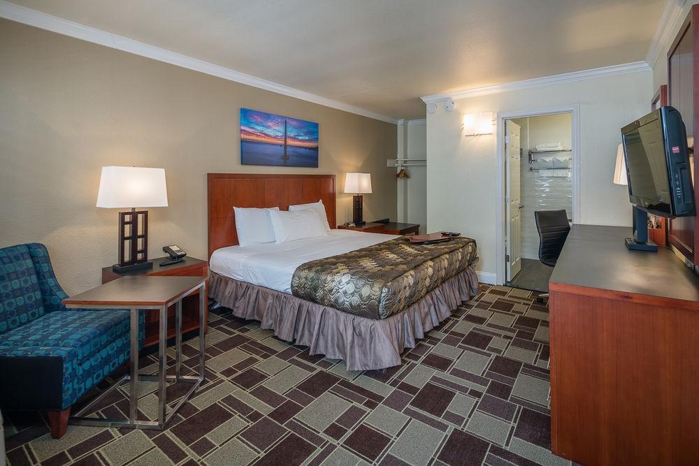 Bay Bridge Inn — 3