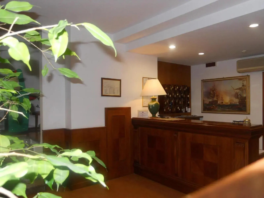 Hotel photo 13