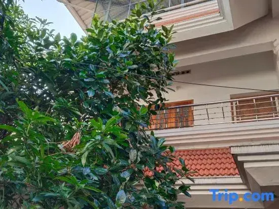 Full AC 4bhk townhouse, 10 mins from airport - фото 2