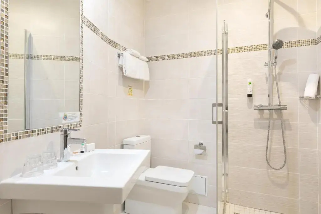 Hôtel Locarno Nice - Chambres