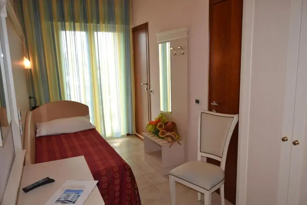 Single room with balcony