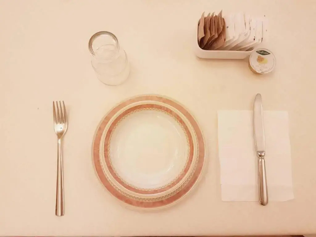 Food & Beverage