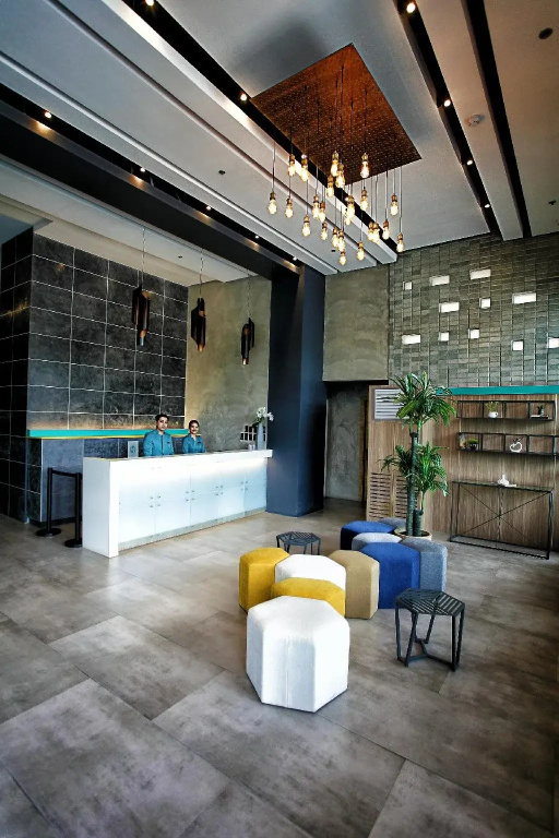 Upper Story Serviced Apartments