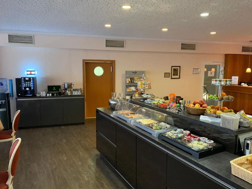Hotel photo 10