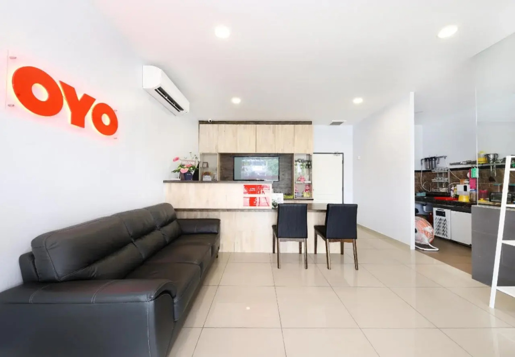 Bmw2 by OYO Rooms
