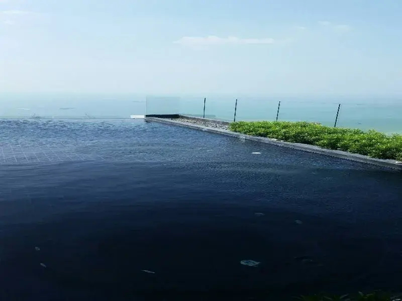 Beach & Waterfront