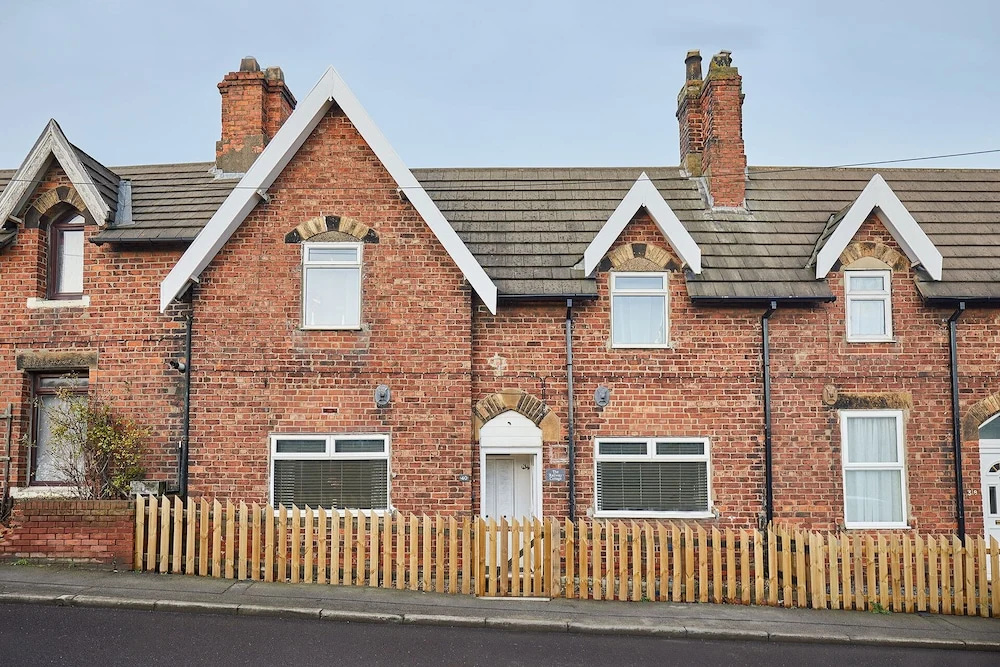 Host Stay The Railway Cottage