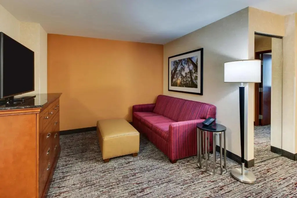 Drury Inn & Suites Meridian - Chambres