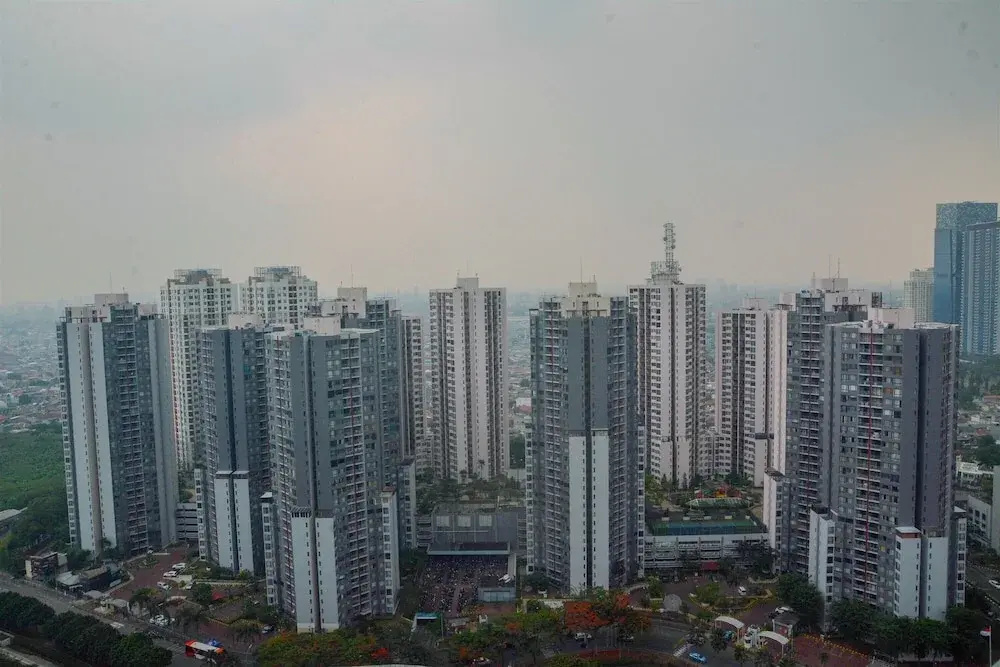 Prime Location and Luxury 2BR The Empyreal Apartment