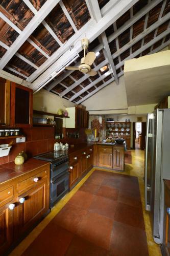 gallery_image_hidden_33