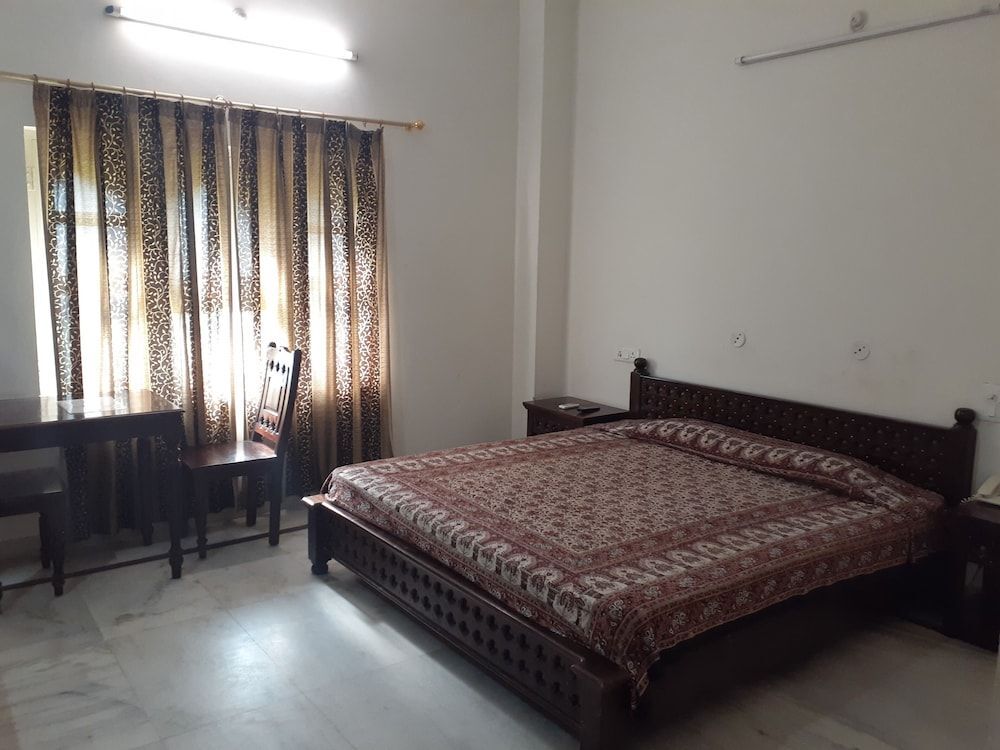 Hotel Jamuna Resort - Hotel Near Rani Sati Mata Temple | Best Hotel in Jhunjhunu by null
