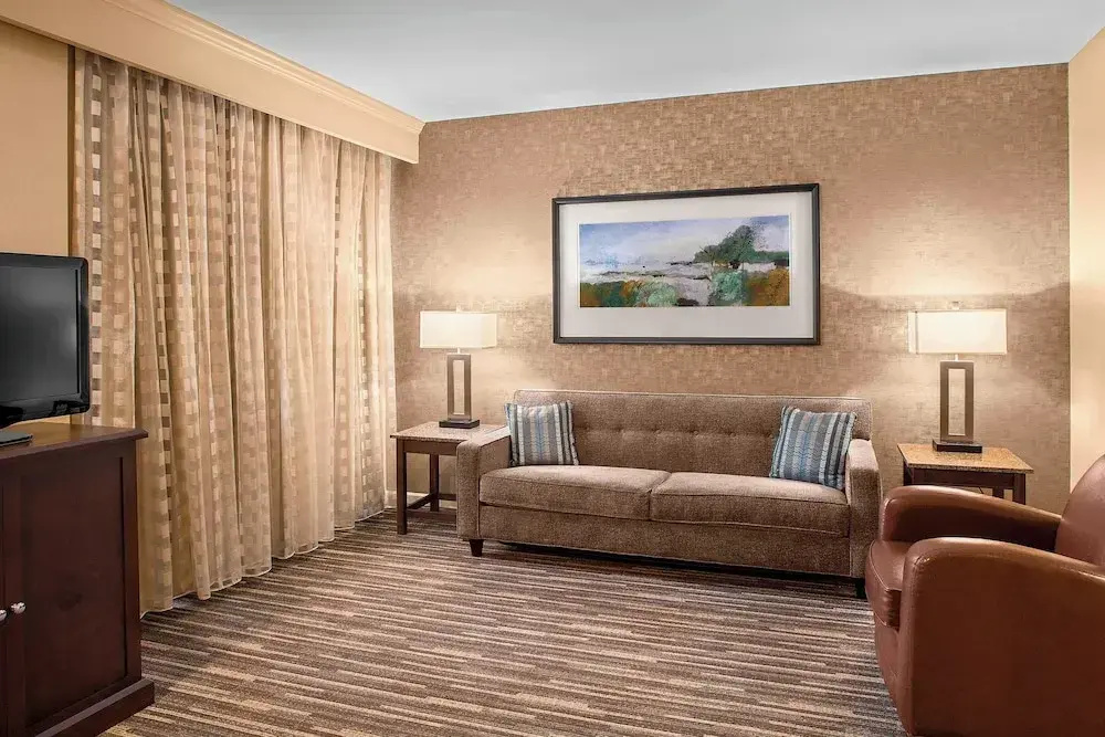 Sheraton Suites Akron Cuyahoga Falls - Chambres