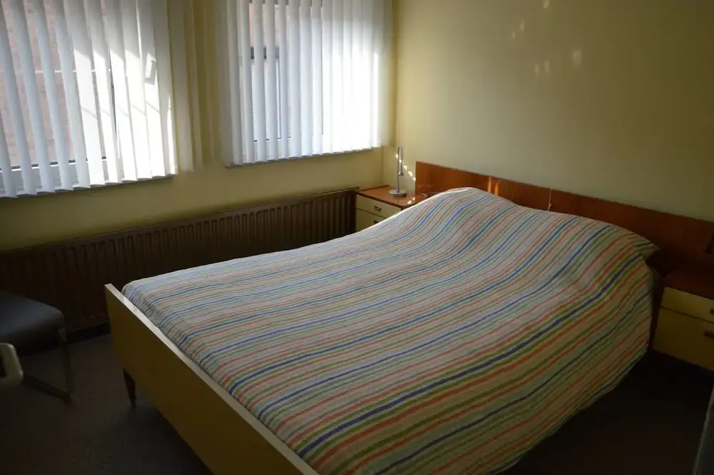 Charming Belgian Getaway in Oudsbergen - 3 Bedrooms & Garden - фото 4