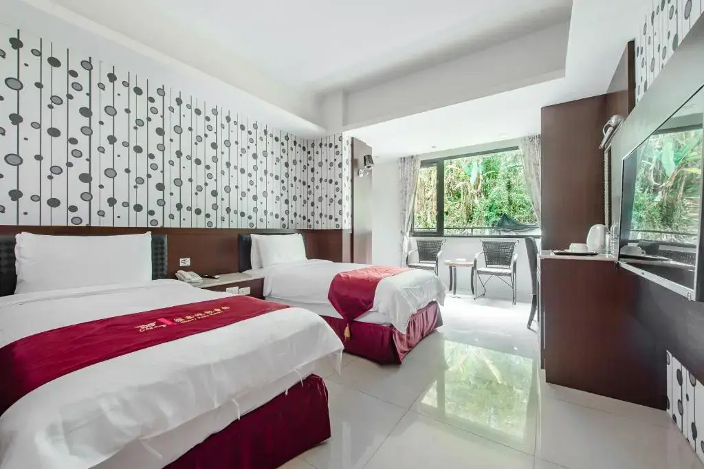 Standard Double room with mountain view (twin beds)