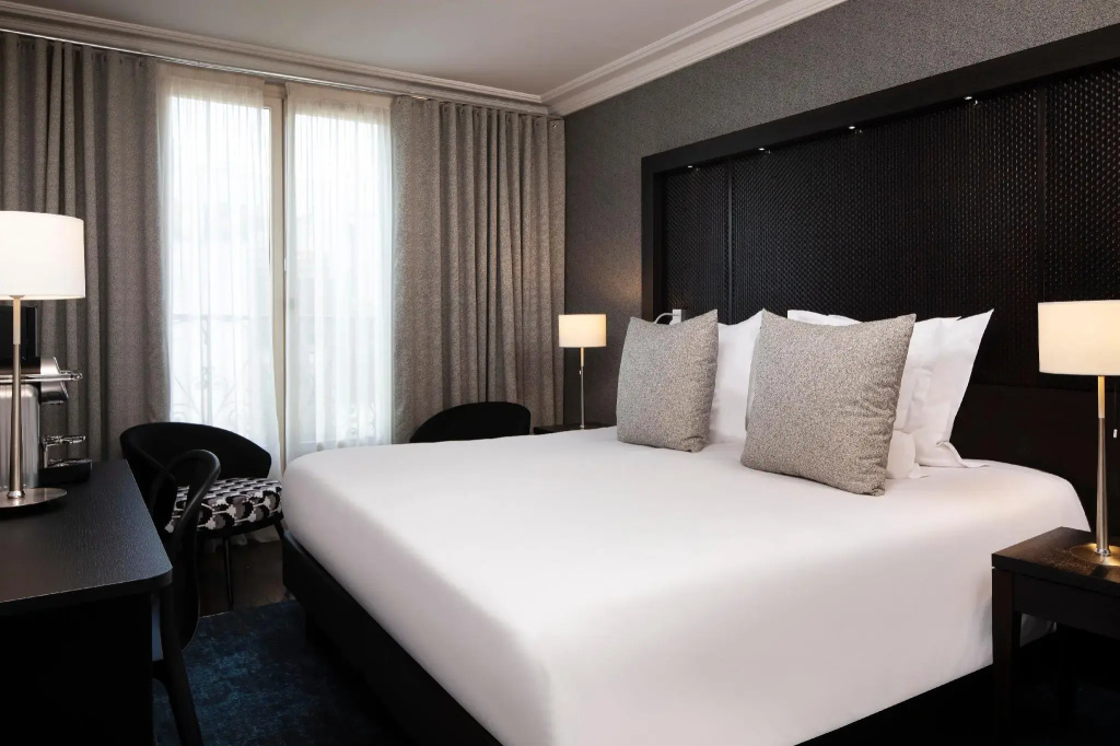 Superior Double room (full double bed)