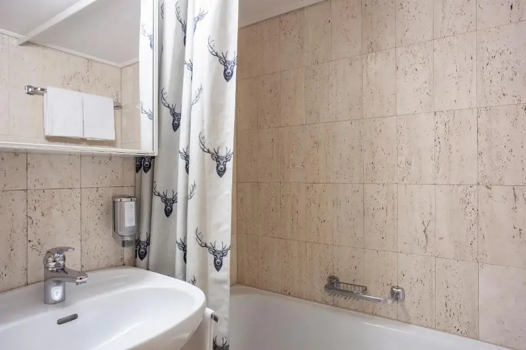 Standard Double room with balcony (full double bed)