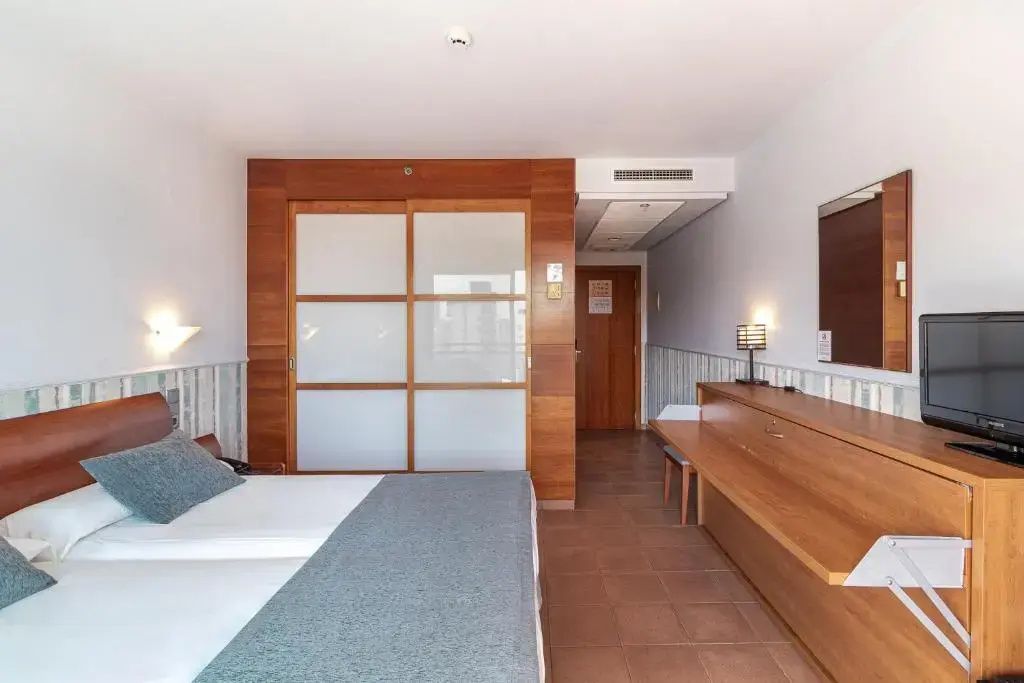 Standard Double room (twin beds)