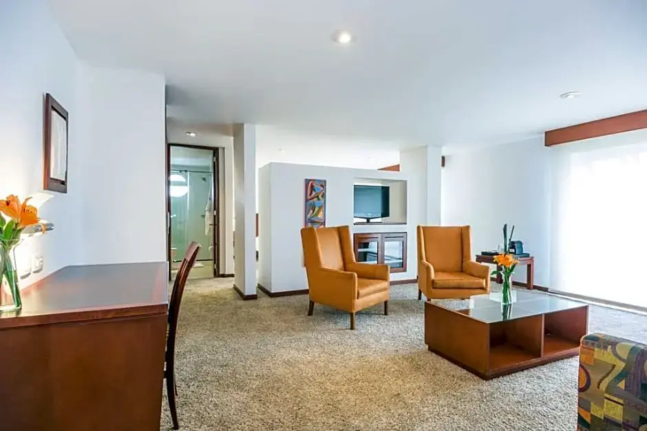 NH Bogotá Pavillon Royal Hotel - Chambres