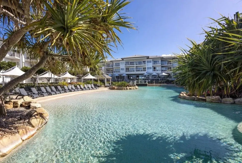 The Pool Resort Kingscliff - 2B Dual Key (6216/17) - Holiday Management Co.