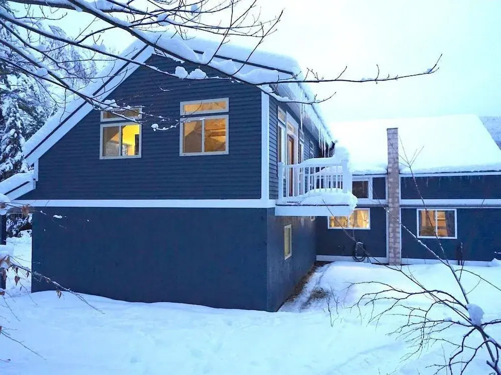 Secluded 6 Acre Property near Mountain Road