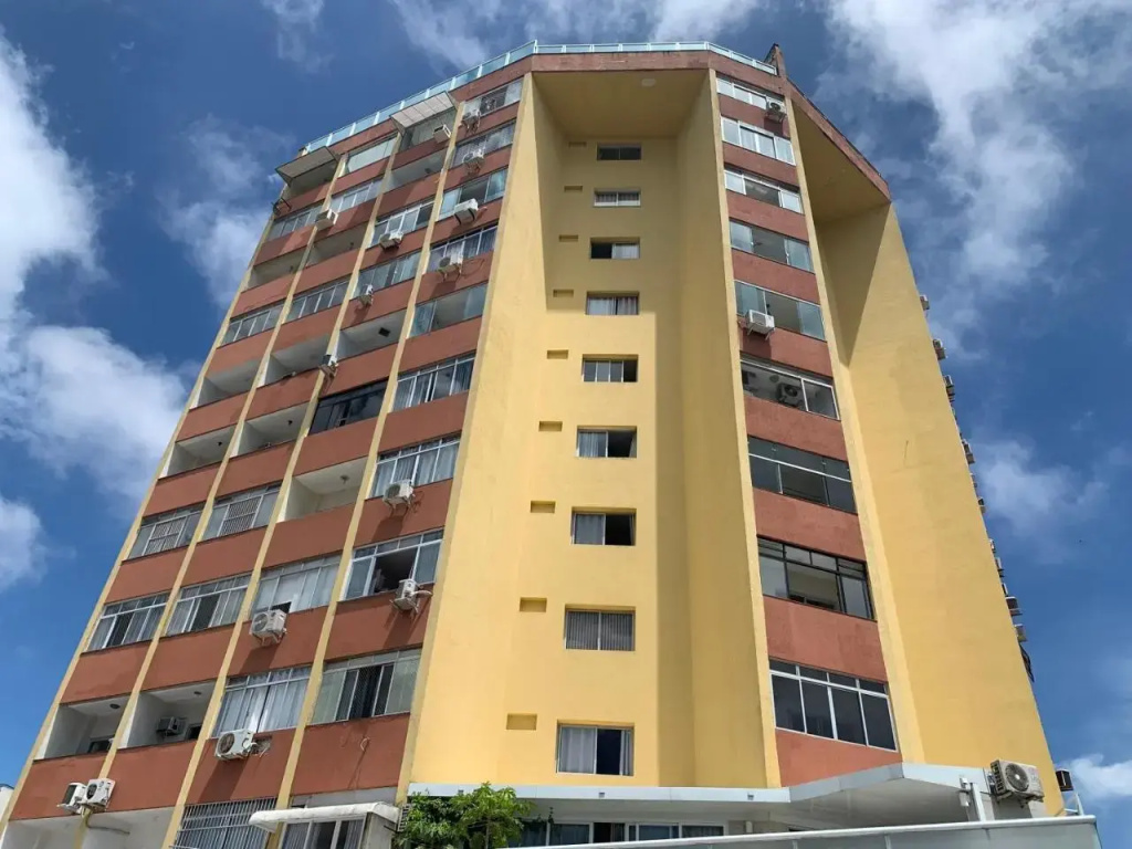 FLAT NOVO - 100M Praia Pitangueiras - Capt.Varam