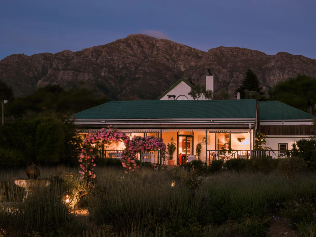 Chapter House Boutique Hotel