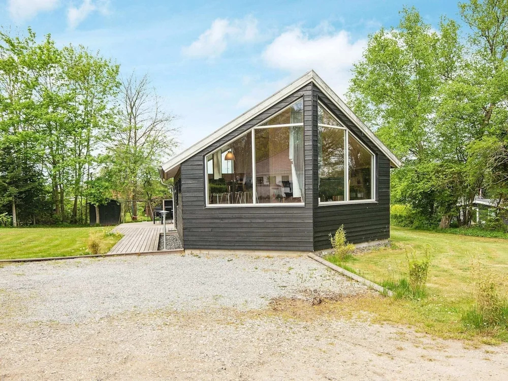 6 Person Holiday Home in Borkop