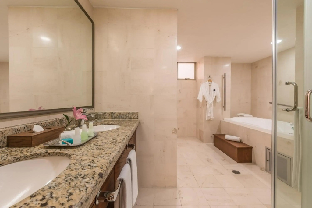 Hotel photo 30