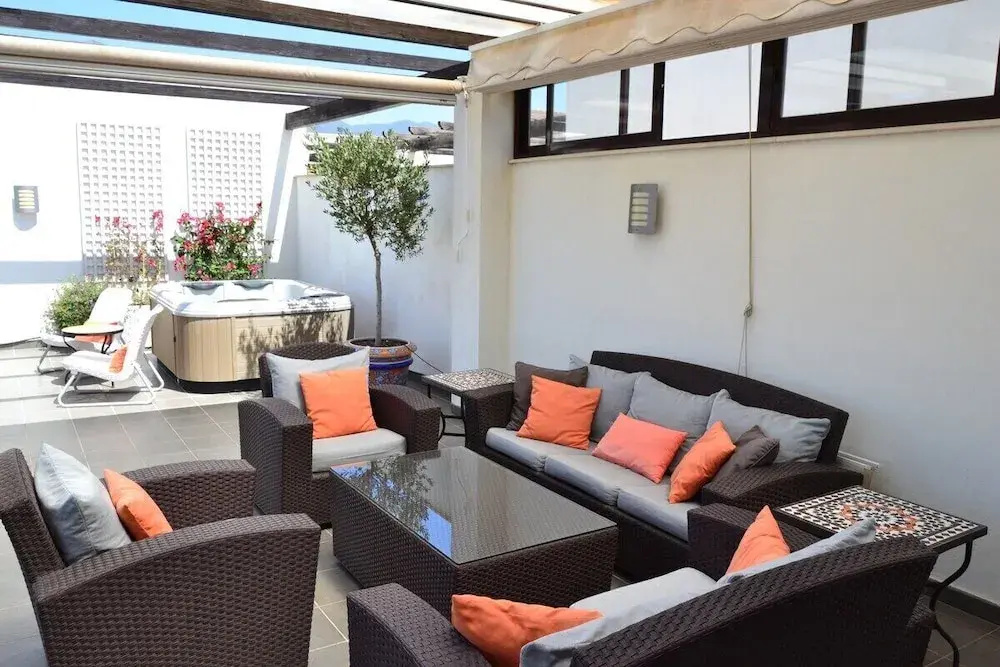Rsh14a - Terrace With hot tub and Fantastic Views