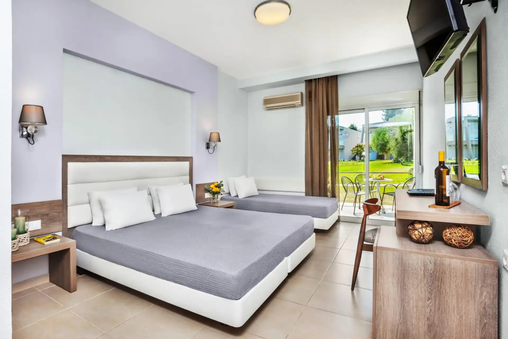 Comfort room