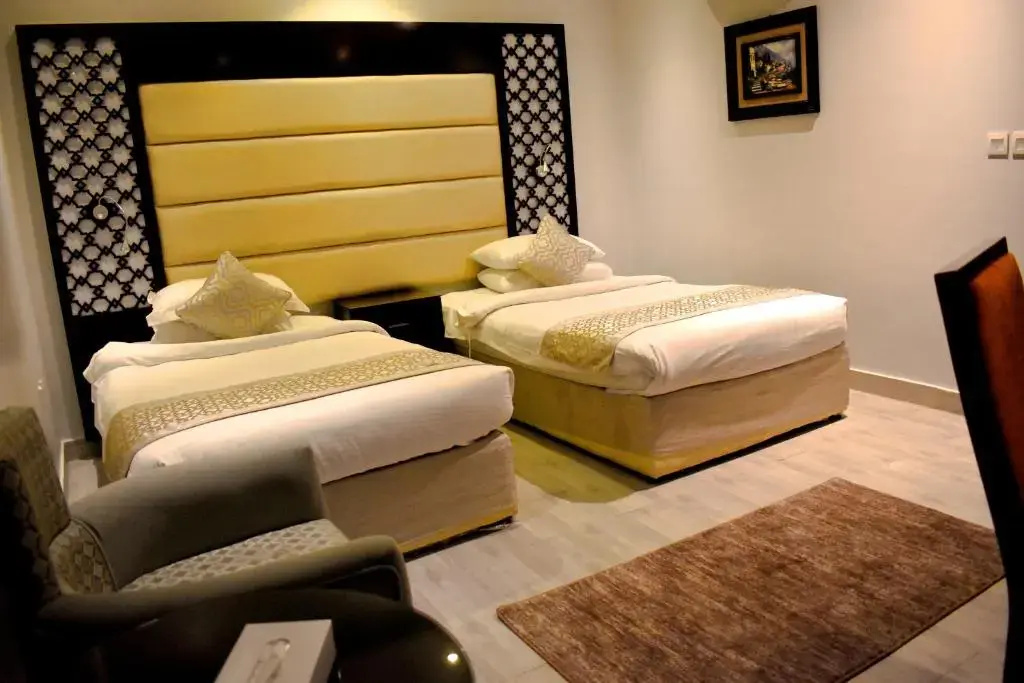 Double Junior Suite twin beds