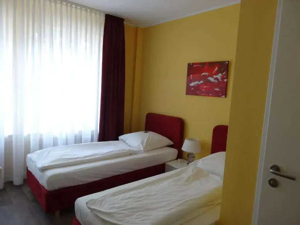 Standard Double room (twin beds)