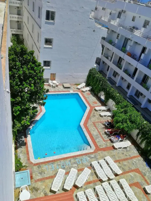 Balcony & Terrace