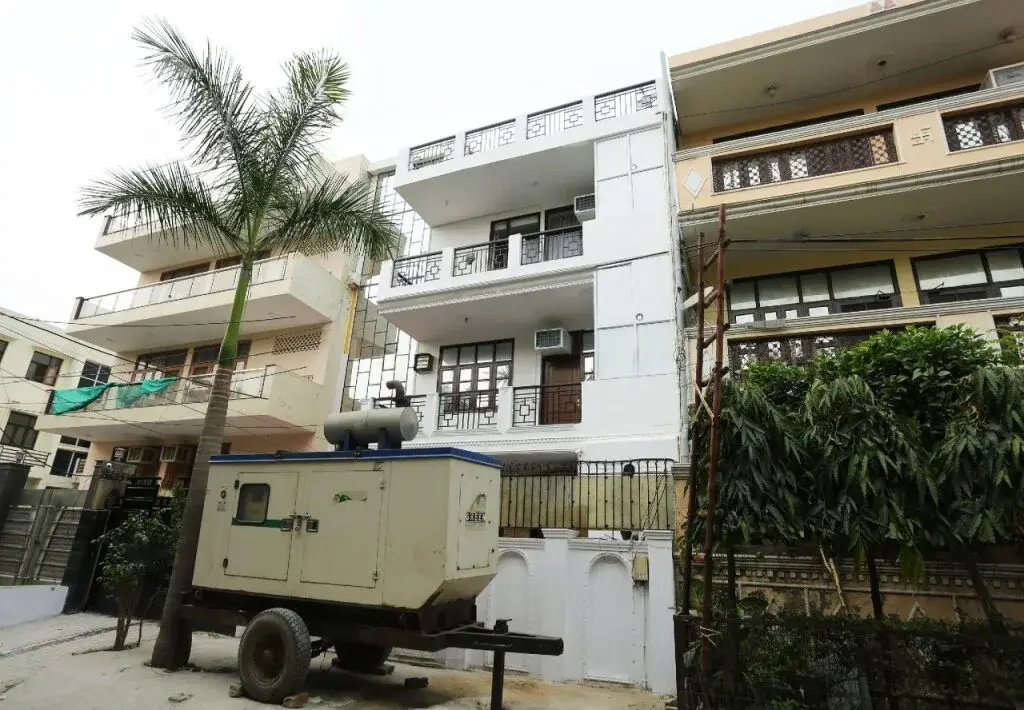 Hotel Awesome Villa by OYO Rooms