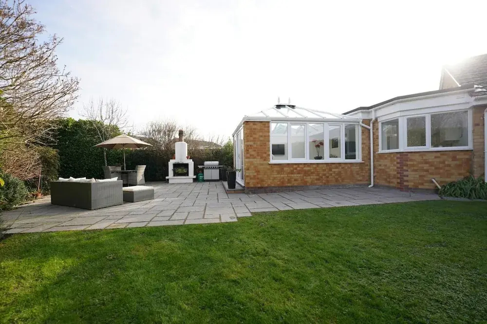 NEW Unique 2BD Detached Bungalow Burnham-on-sea - фото 12