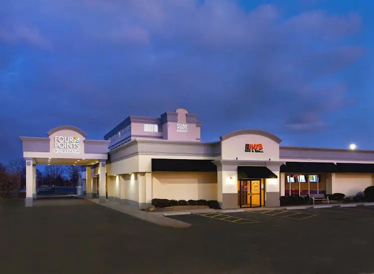Holiday Inn Cleveland-Airport
