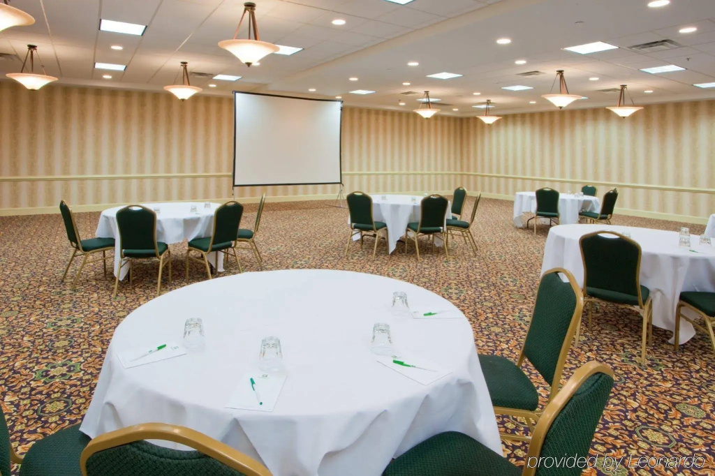 Holiday Inn Charlottesville-Univ Area by IHG - Général
