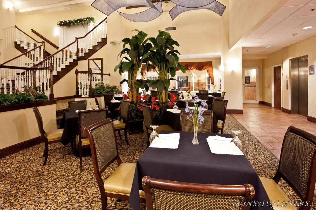 Holiday Inn & Suites Lake City by IHG - Général