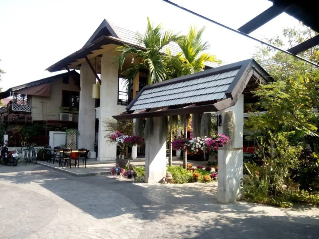 Baanpordee Guesthouse
