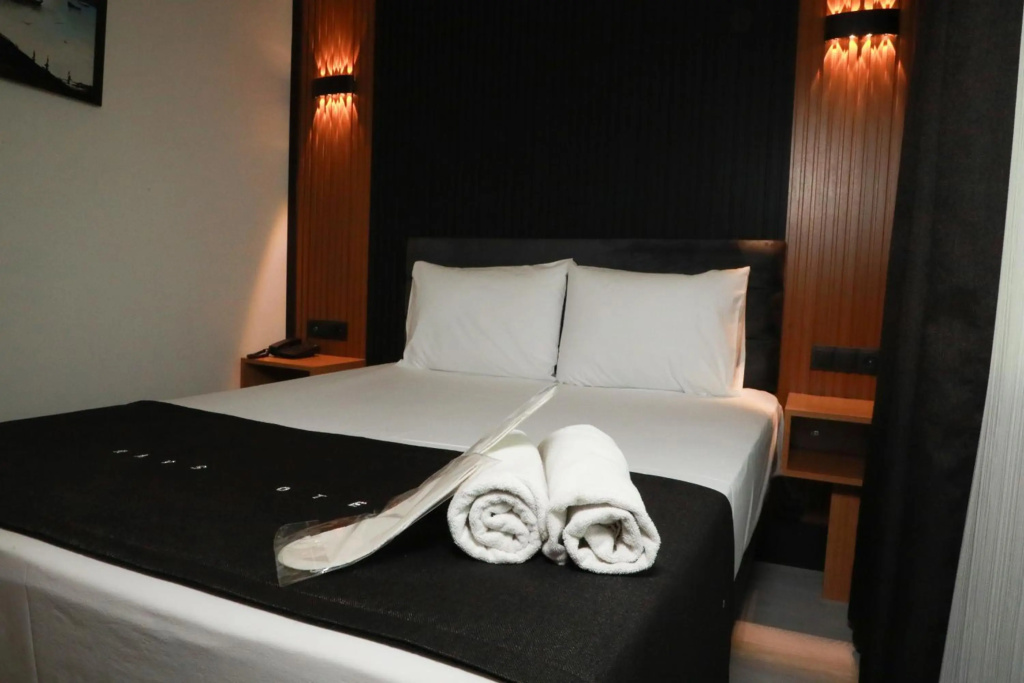 Rays Hotel — 2